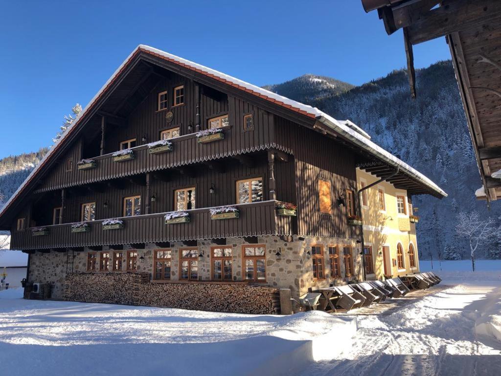 Ferienwohnungen Zipflwirt Bayrischzell Buitenkant foto