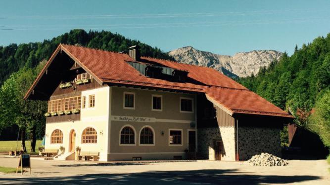Ferienwohnungen Zipflwirt Bayrischzell Buitenkant foto